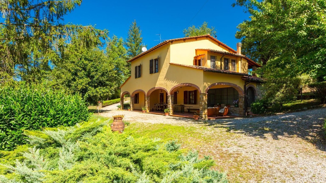 Photo of Outdoor in Neri