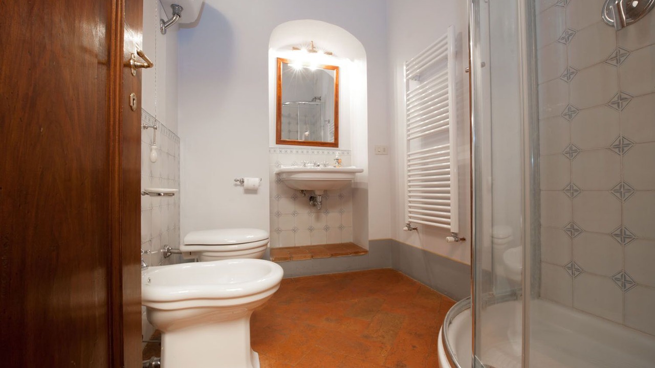 Photo of Bathroom in Cortona Old Town