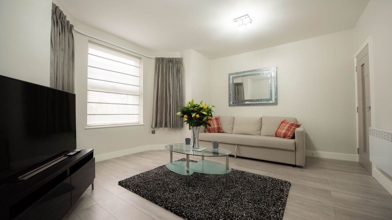 Photo of Livingroom in Reading