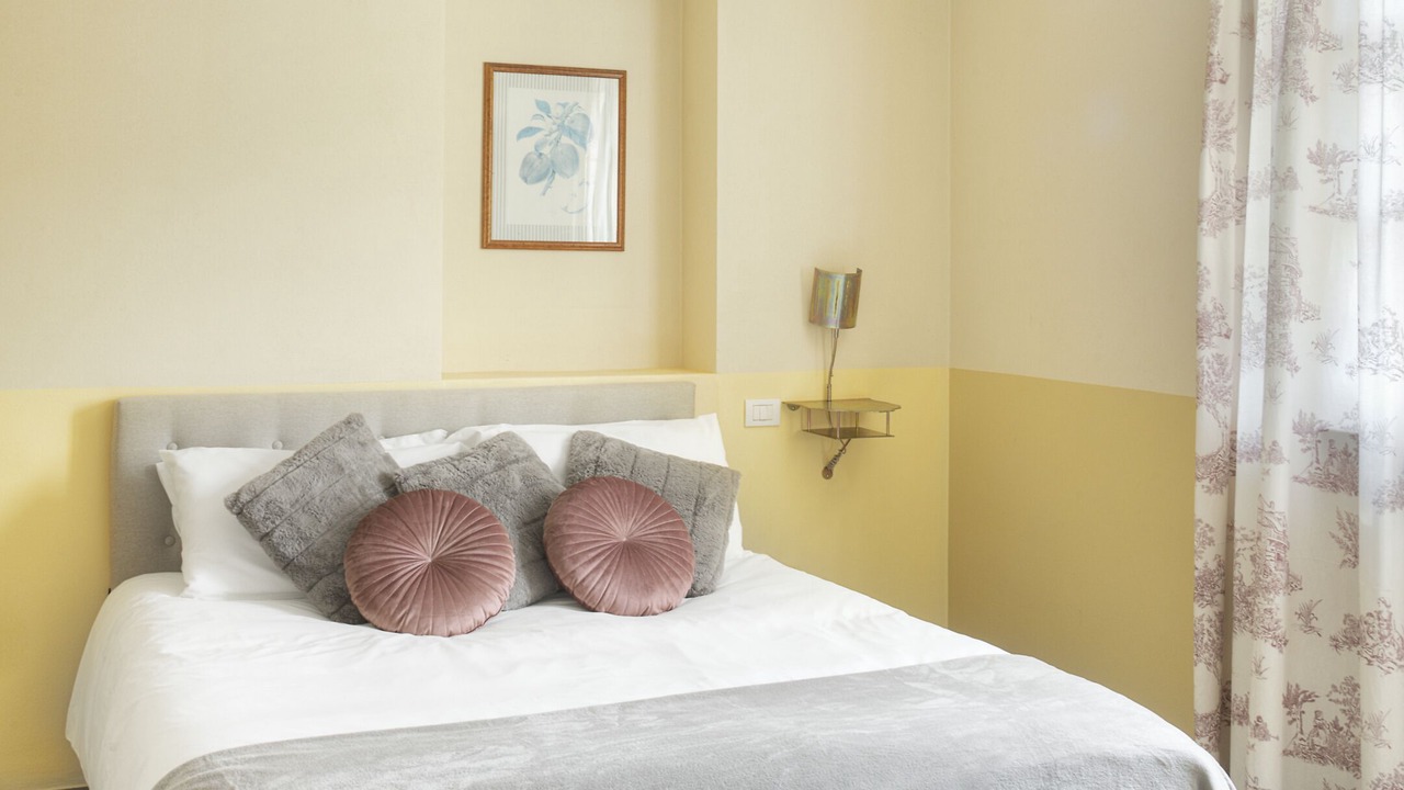 Photo of Bedroom in Santo Stefano Belbo