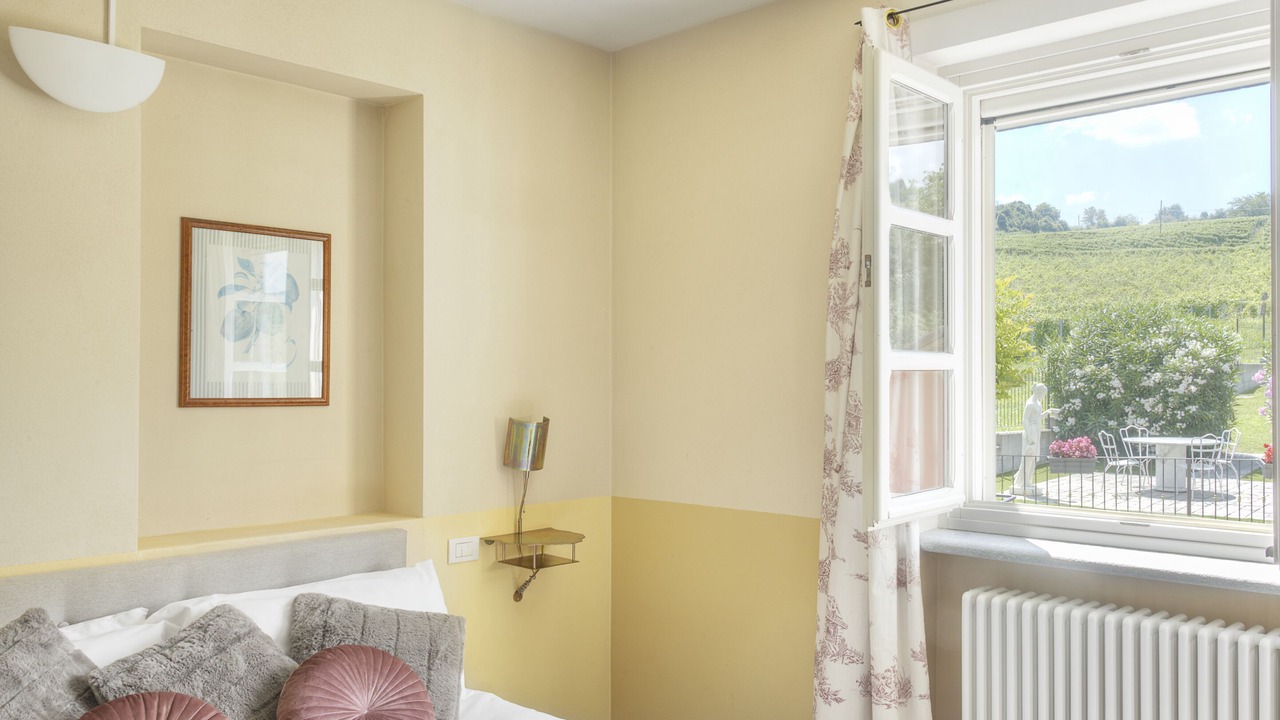 Photo of Bedroom in Santo Stefano Belbo