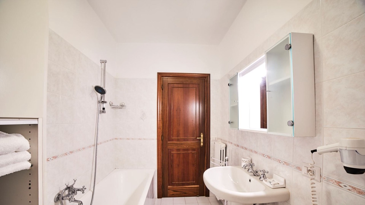 Photo of Bathroom in Scala