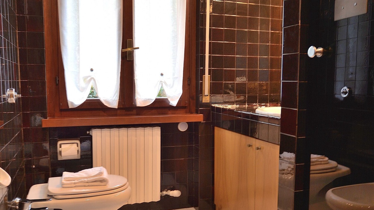 Photo of Bathroom in Frader
