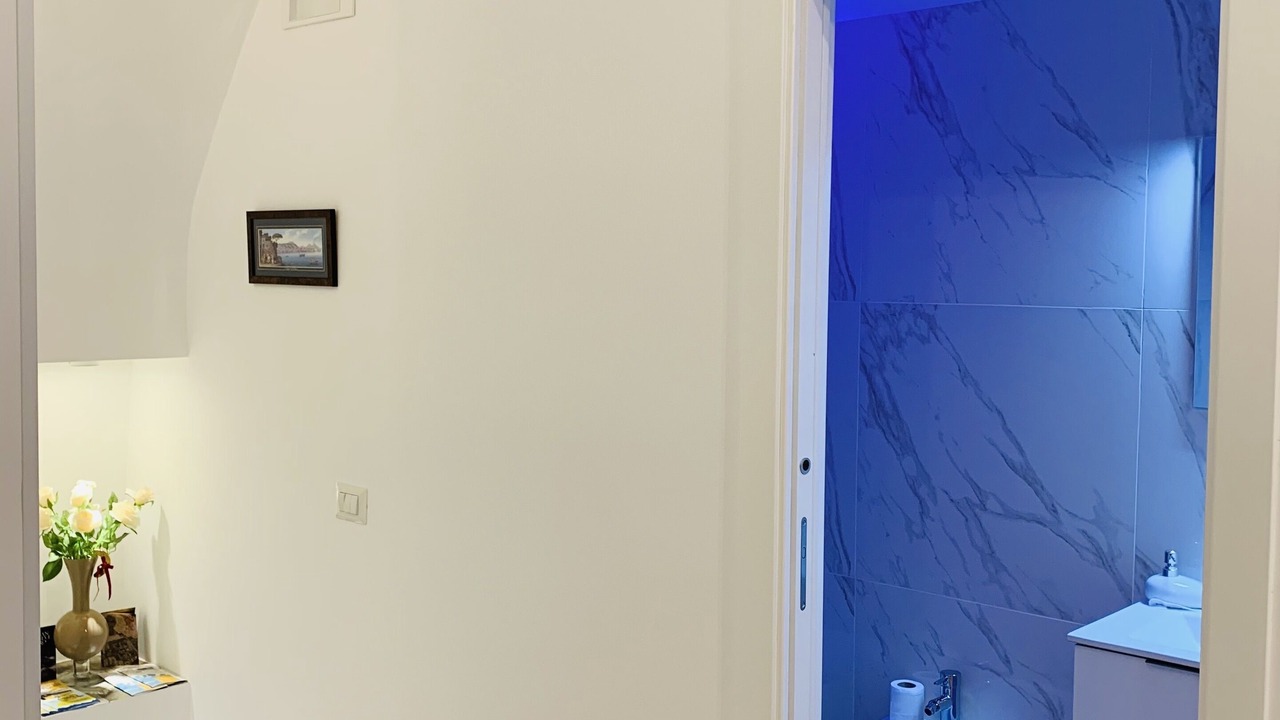Photo of Bathroom in Quartieri Spagnoli