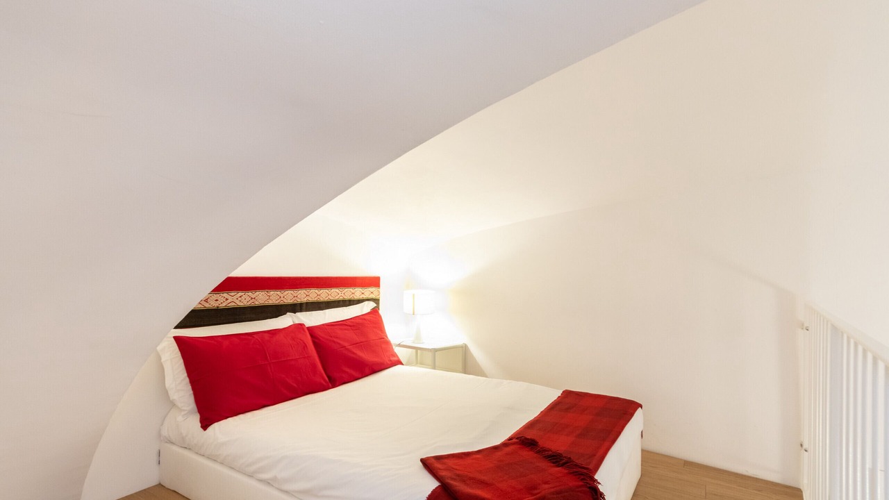 Photo of Bedroom in Roman Quarter