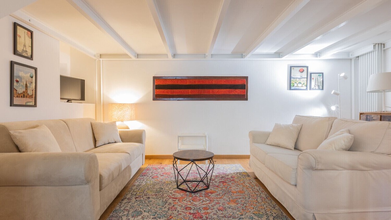 Photo of Livingroom in Roman Quarter