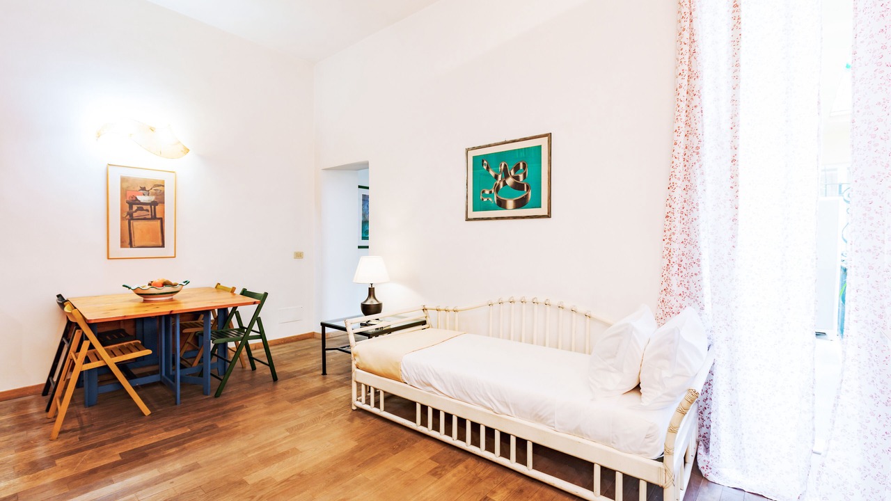 Photo of Bedroom in Esquilino