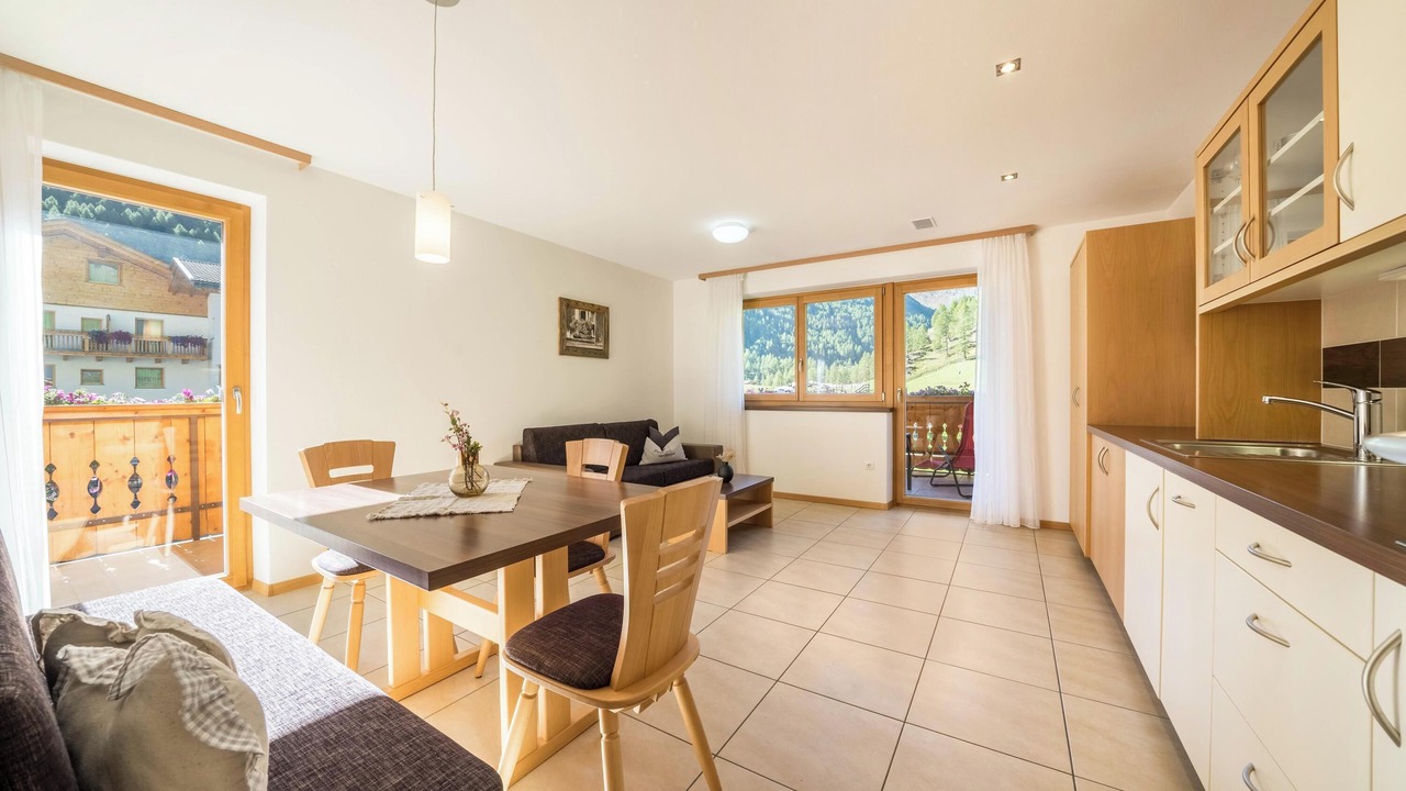 Photo of Livingroom in Plan