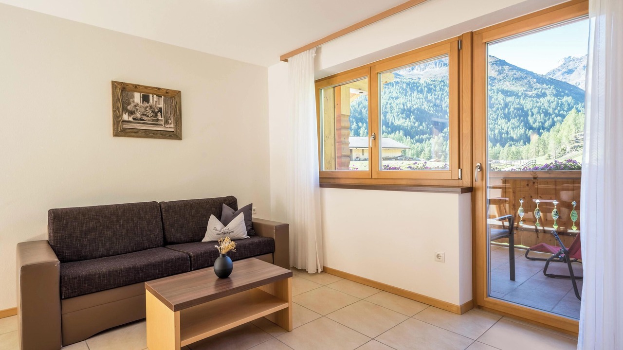 Photo of Livingroom in Plan