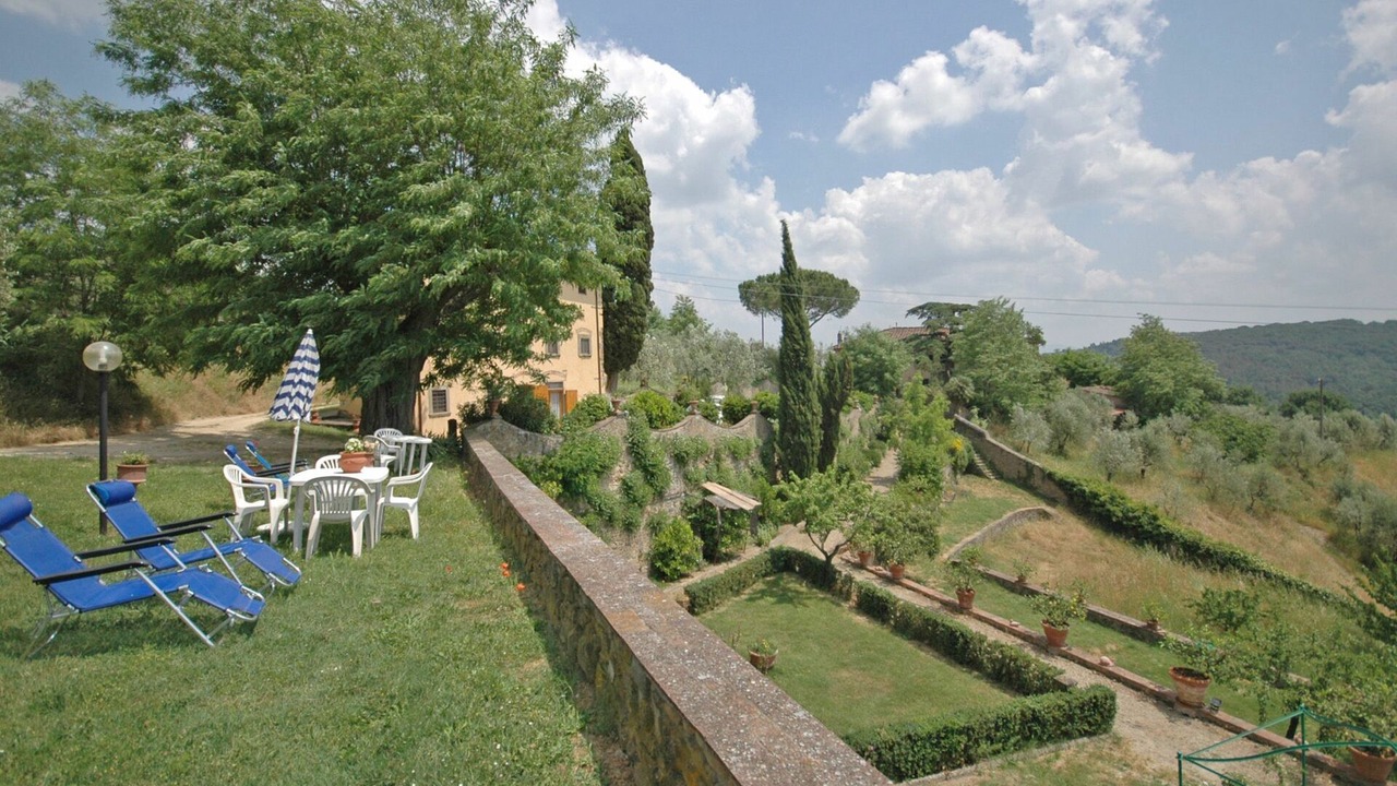 Photo of Outdoor in Romola