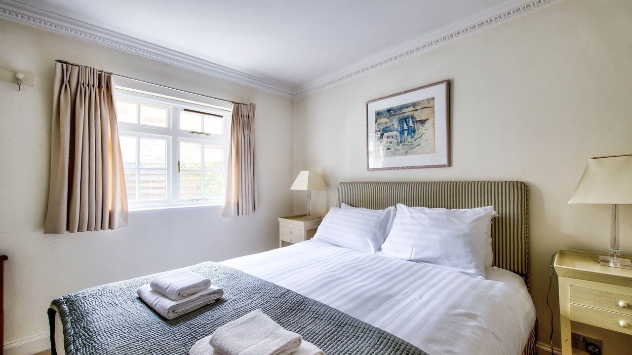 Photo of Bedroom in Newington