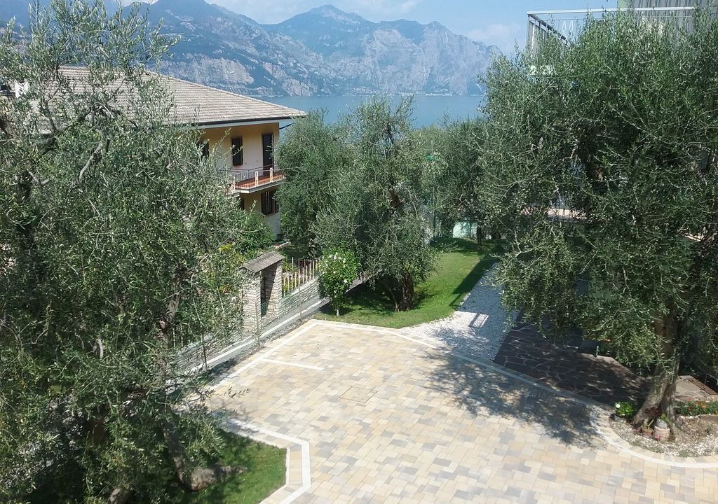 Photo of Outdoor in Assenza