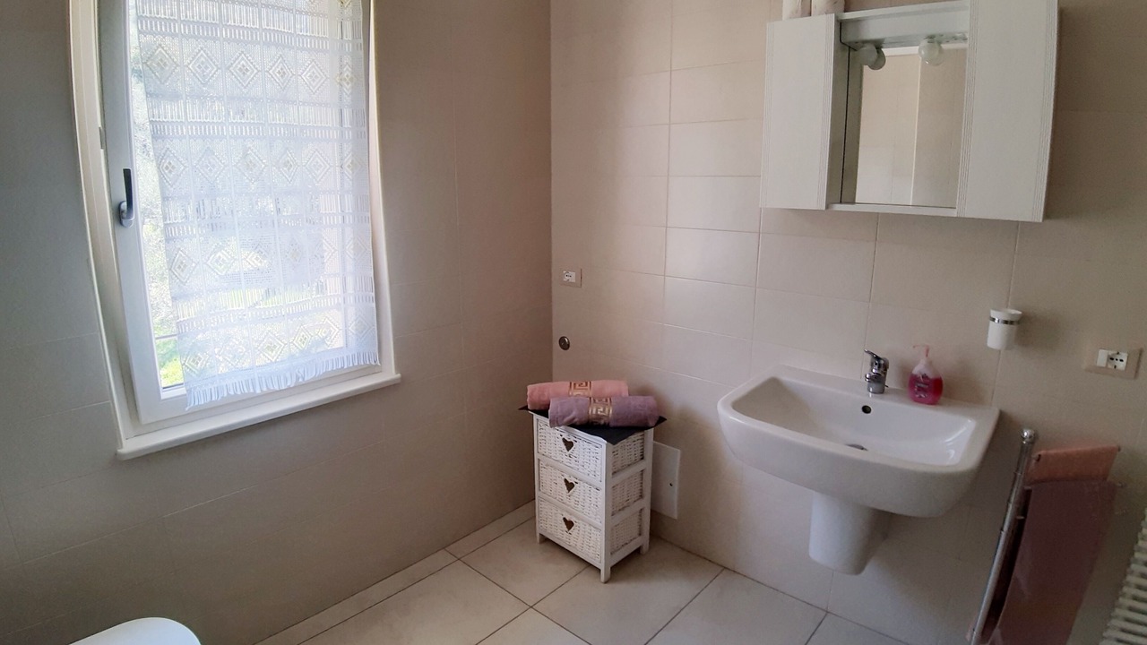 Photo of Bathroom in Assenza