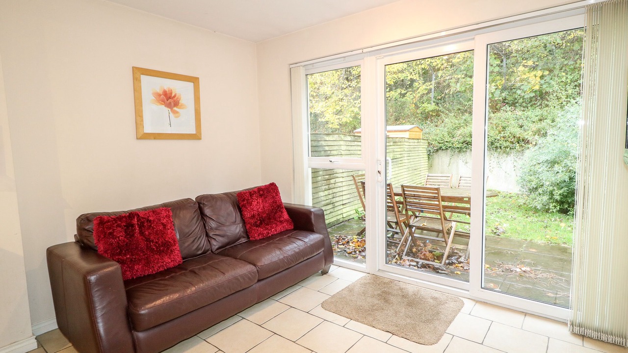 Photo of Livingroom in Coleraine