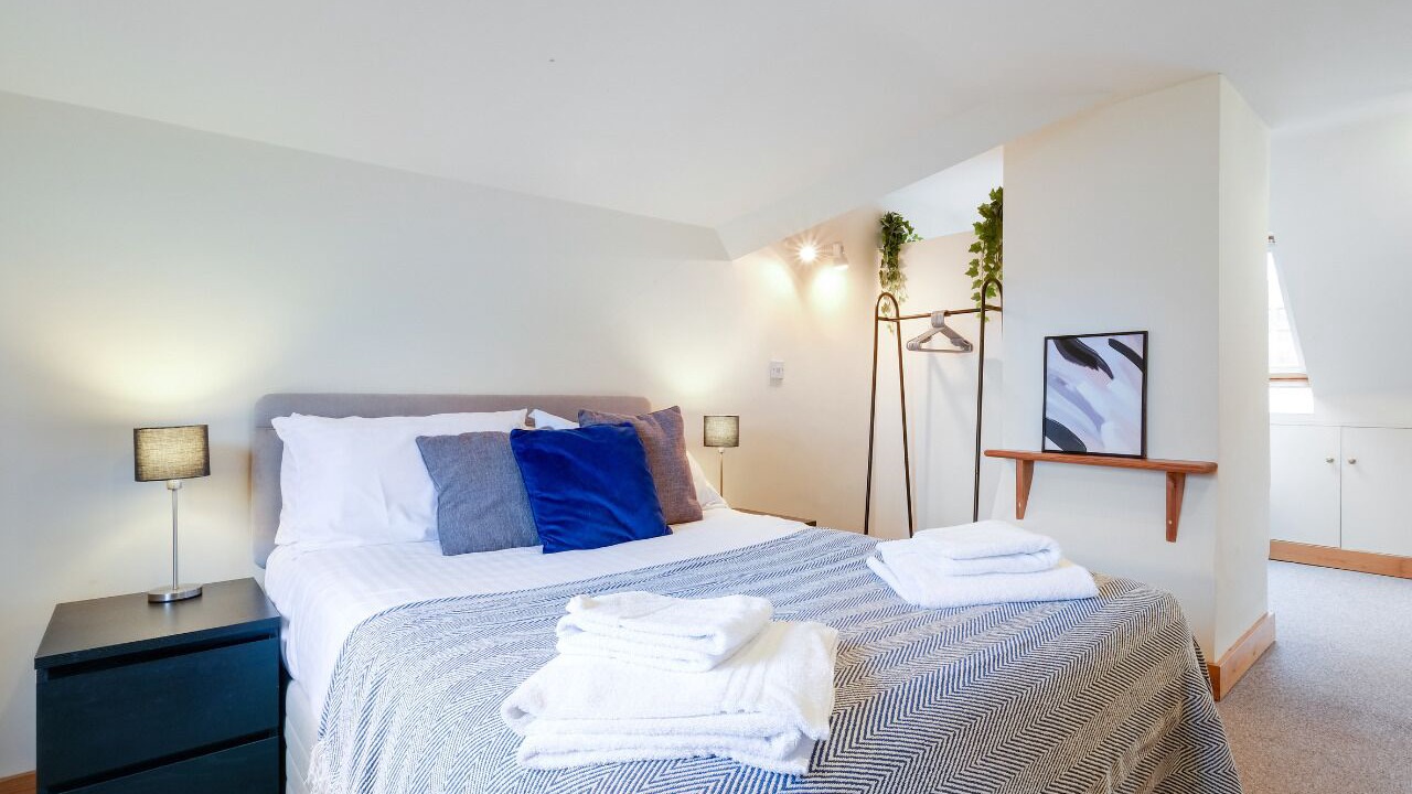 Photo of Bedroom in Reading