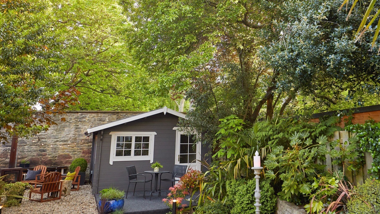 Photo of Outdoor in Newington