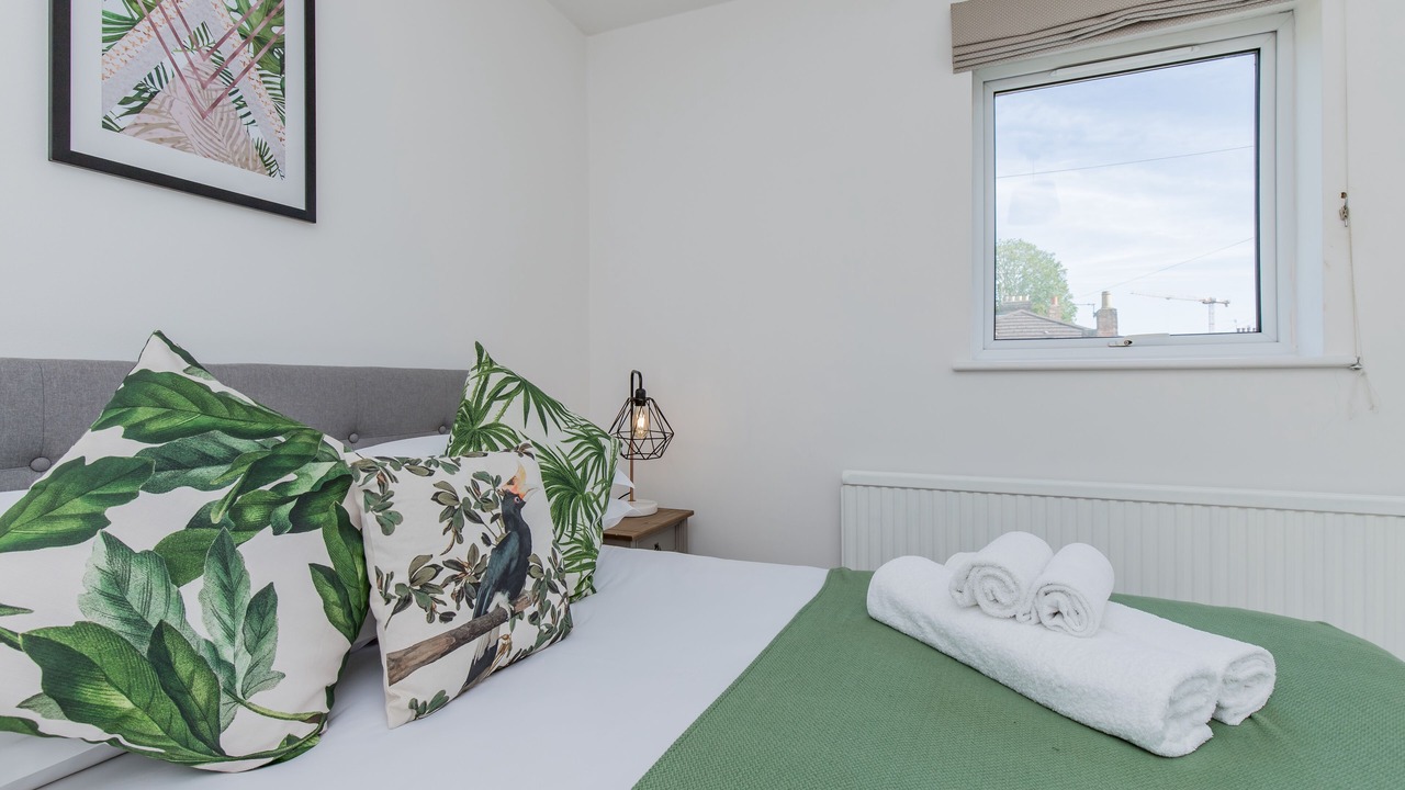 Photo of Bedroom in Summertown