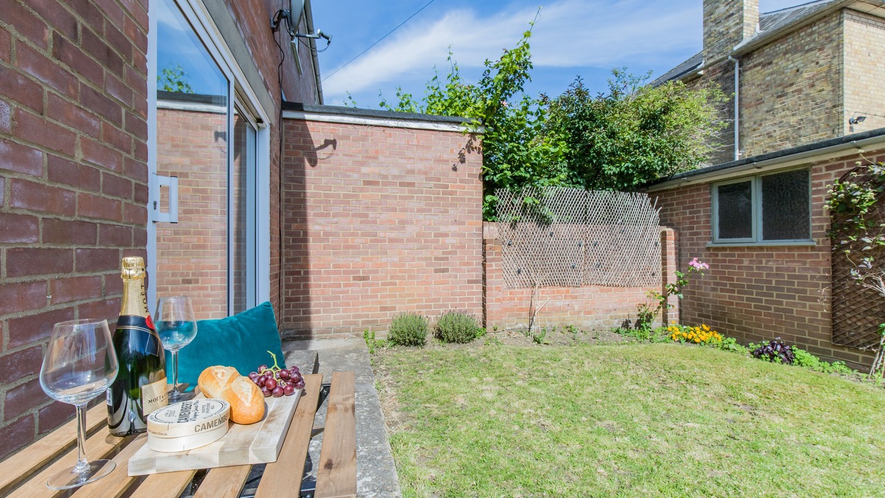 Photo of Outdoor in Summertown