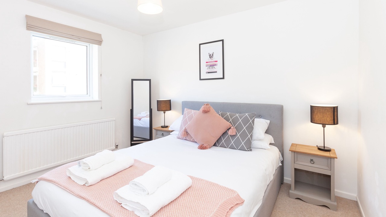 Photo of Bedroom in Summertown