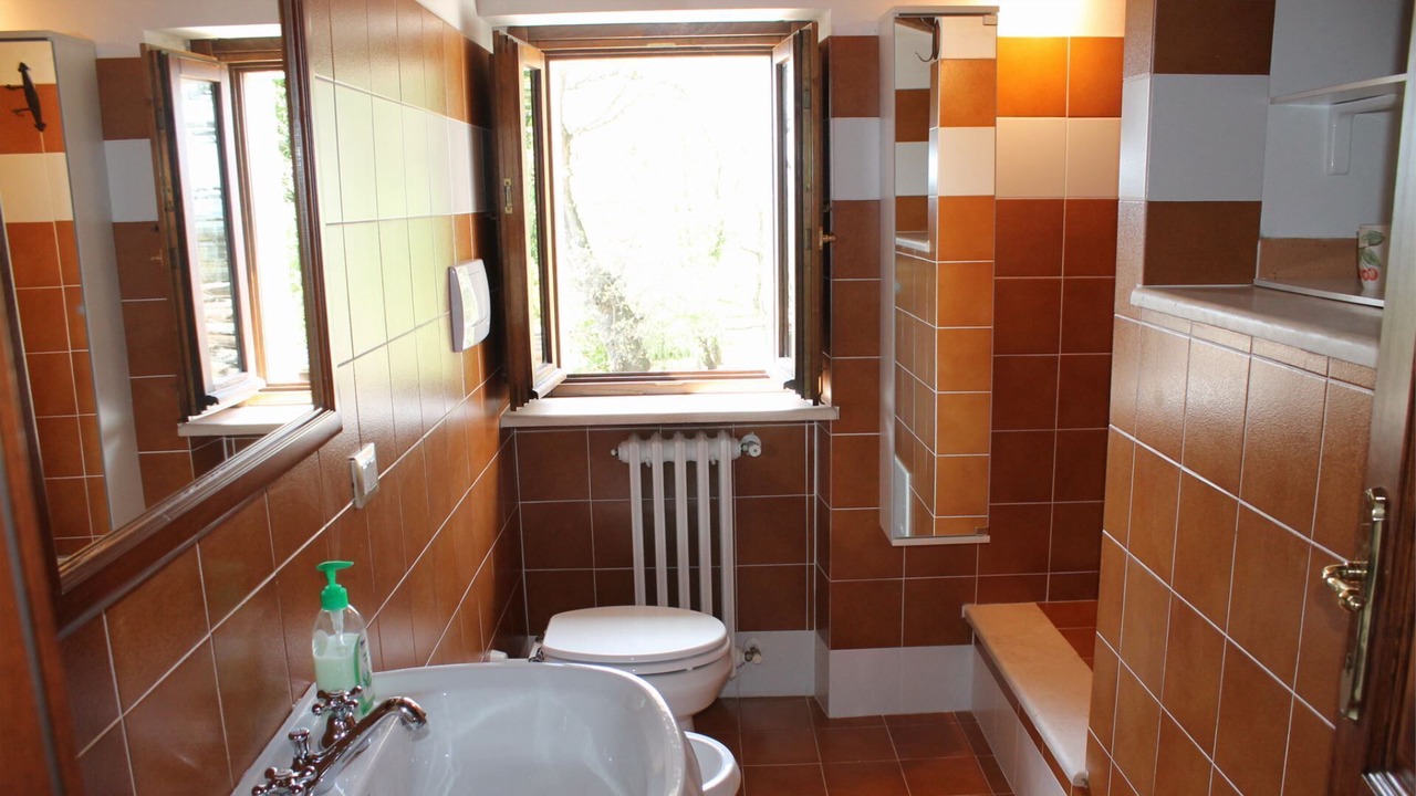 Photo of Bathroom in Penna in Teverina