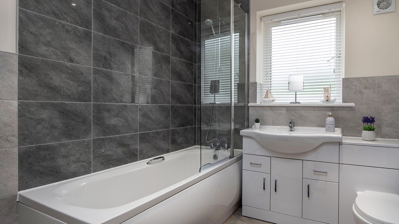 Photo of Bathroom in Trearddur Bay