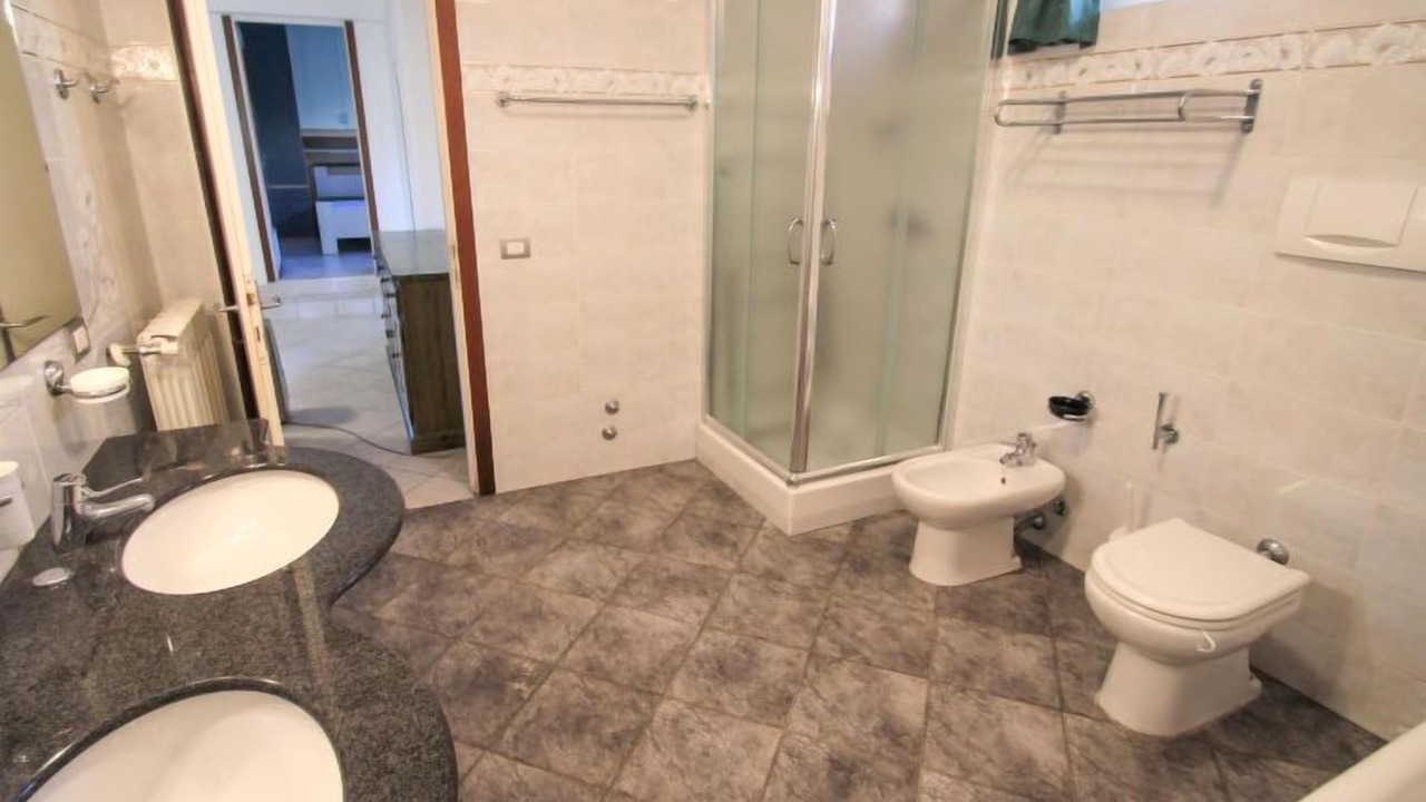 Photo of Bathroom in Luino