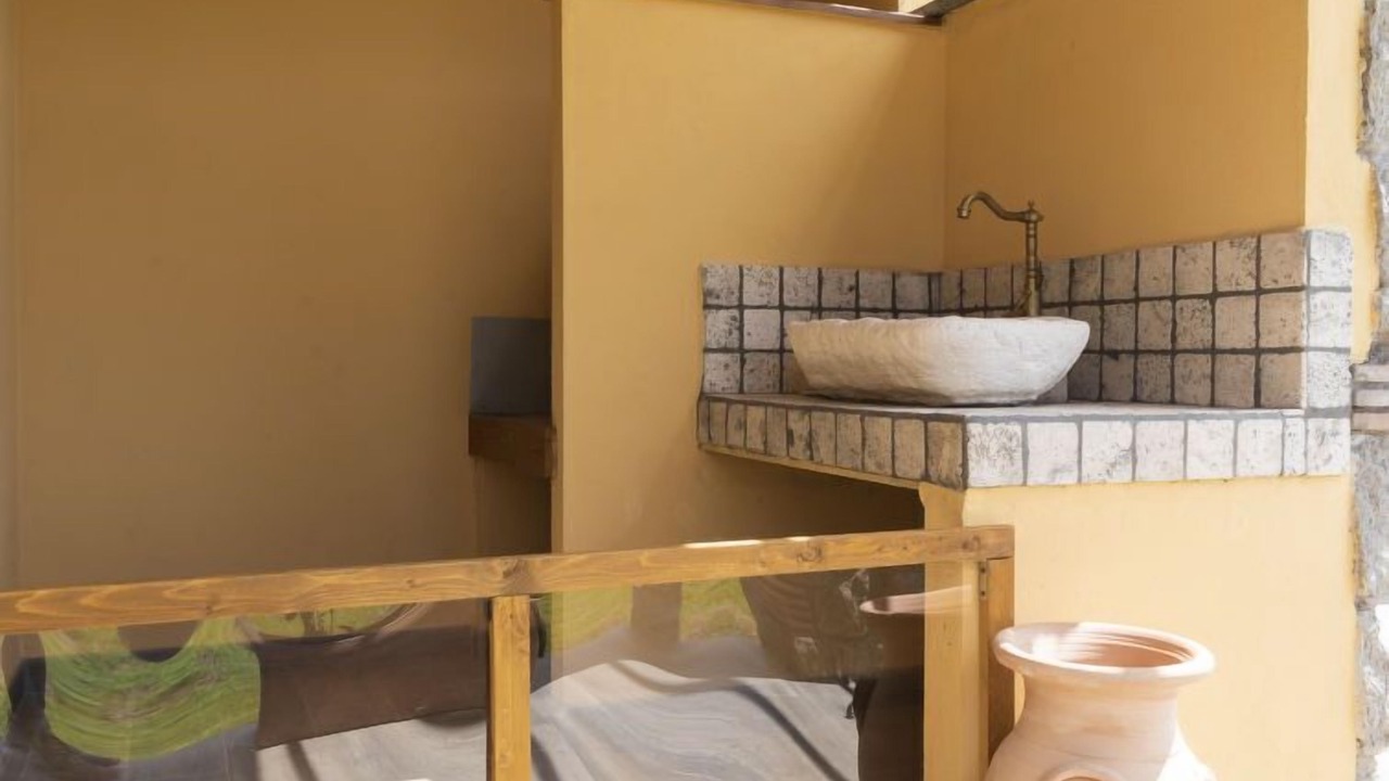 Photo of Bathroom in Sutri
