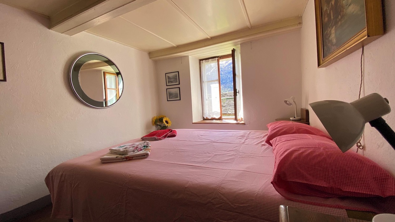 Photo of Bedroom in Trasquera