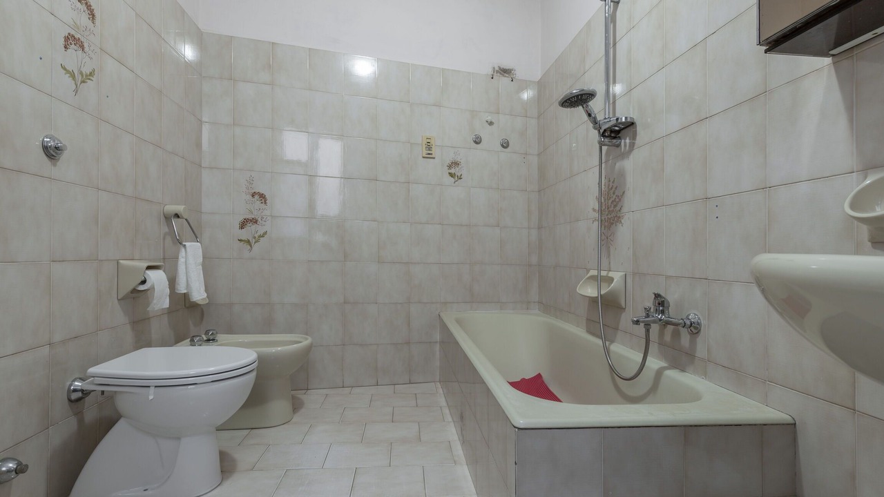 Photo of Bathroom in Recanati Old Town