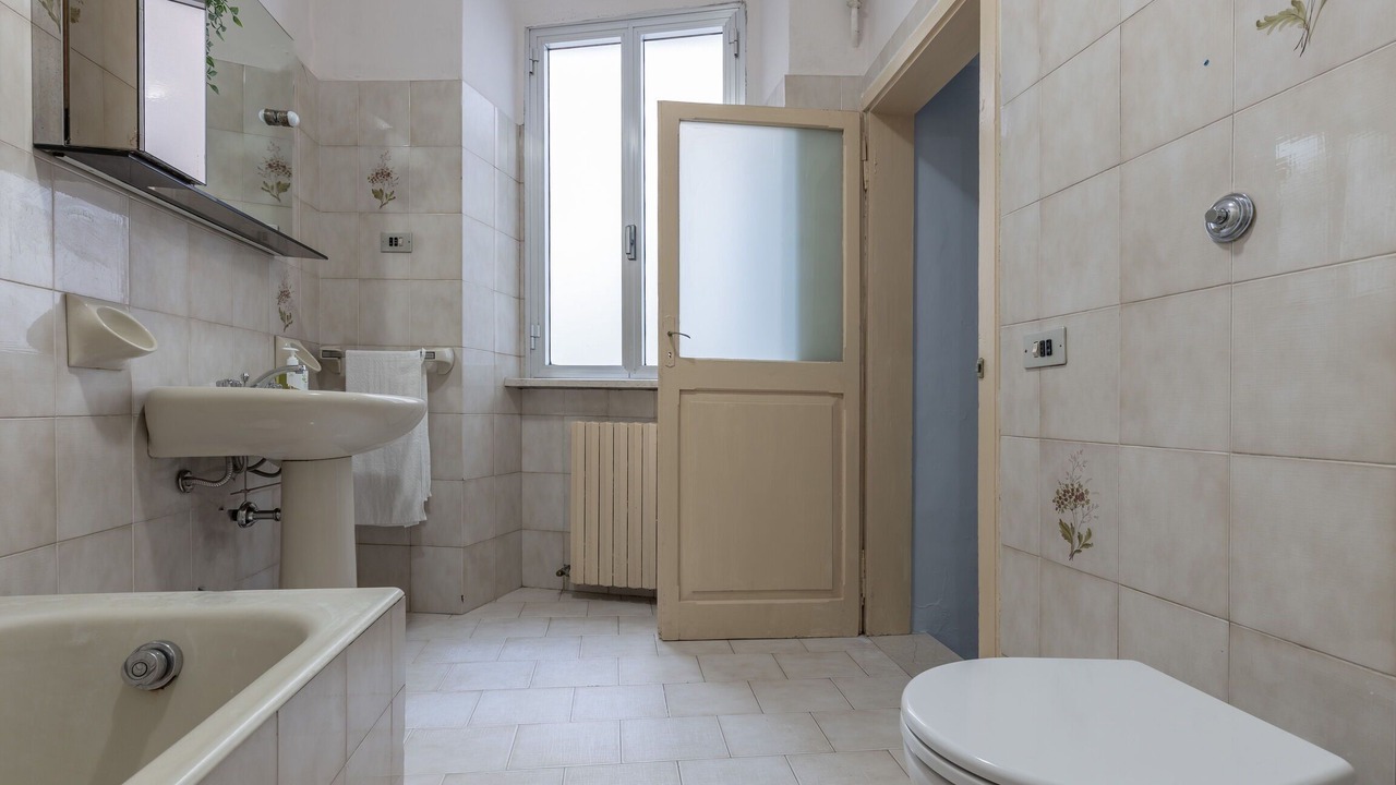 Photo of Bathroom in Recanati Old Town
