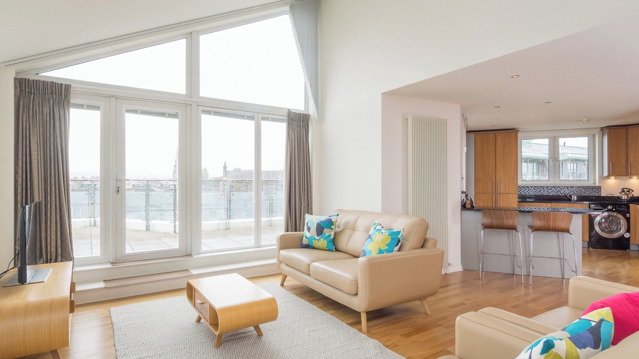 Photo of Livingroom in Newhaven