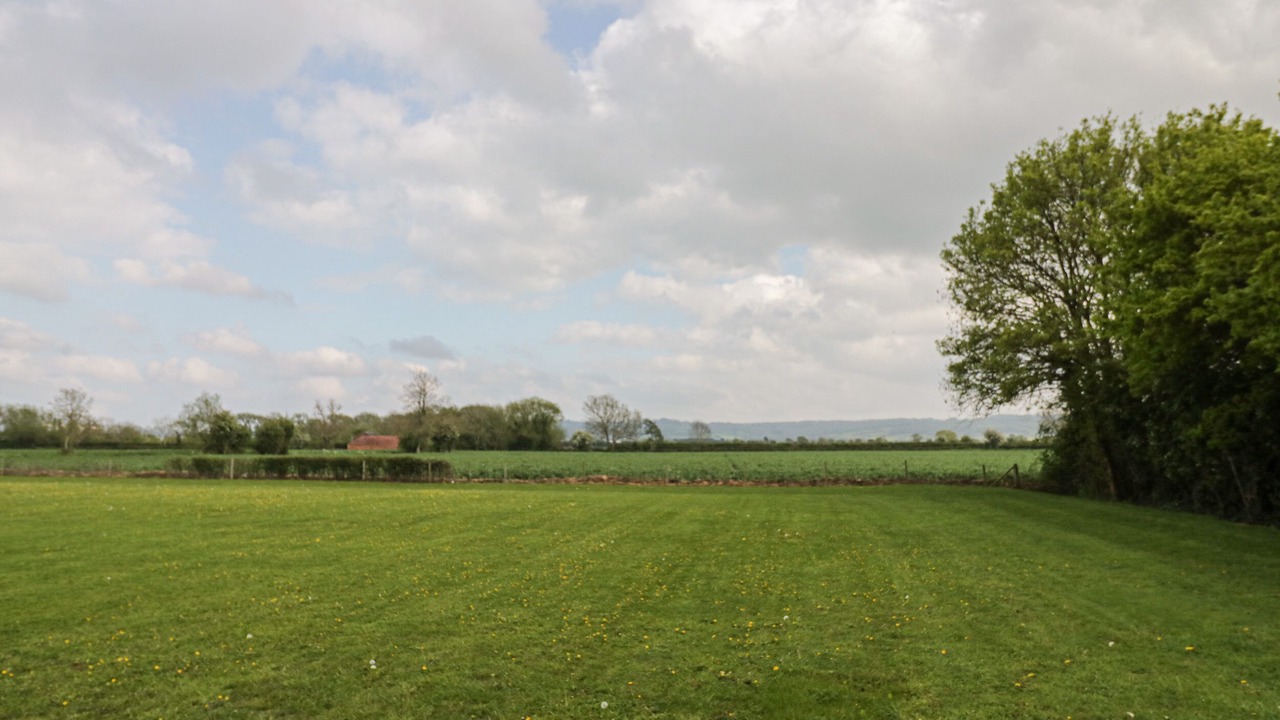 Photo of Others in Bretforton