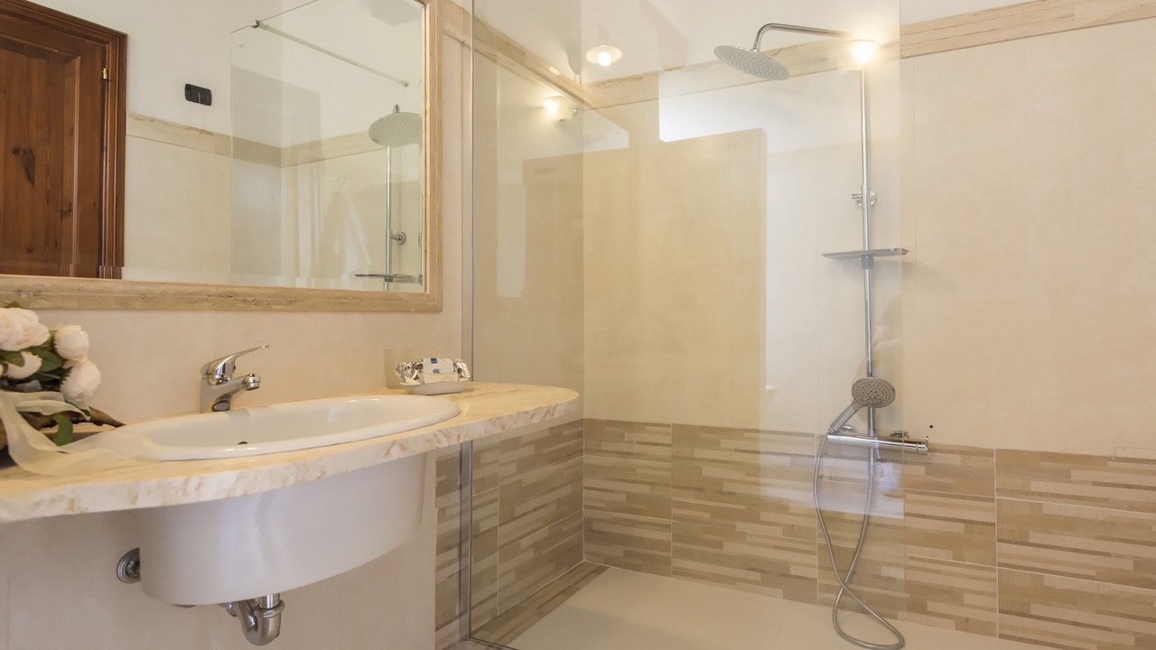 Photo of Bathroom in Maeggio