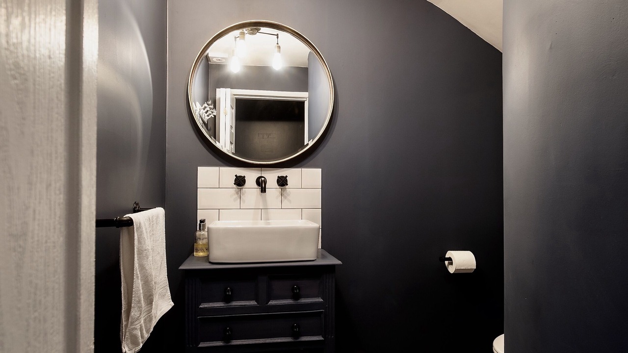 Photo of Bathroom in Glasgow Westend
