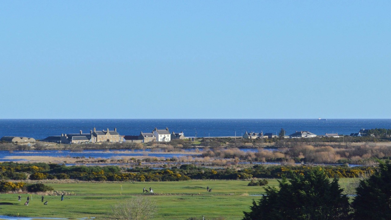 Photo of Others in Garmouth