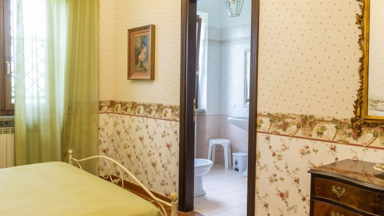 Photo of Bathroom in Sutri