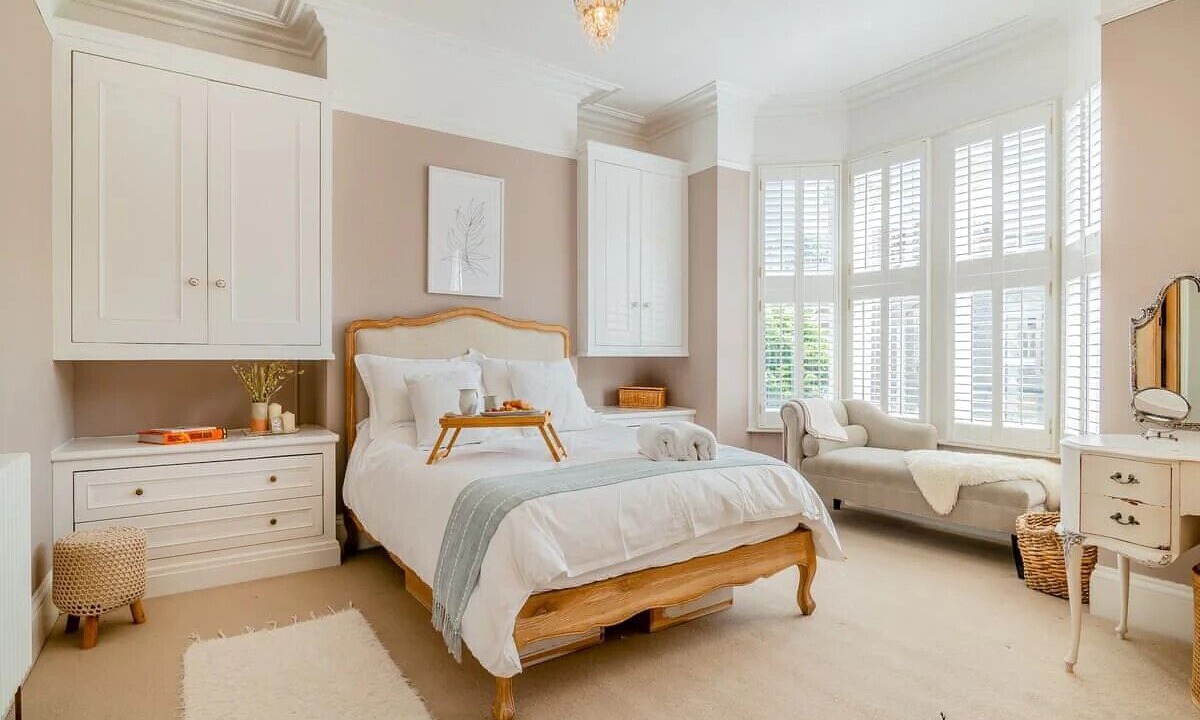 Photo of Bedroom in Clevedon