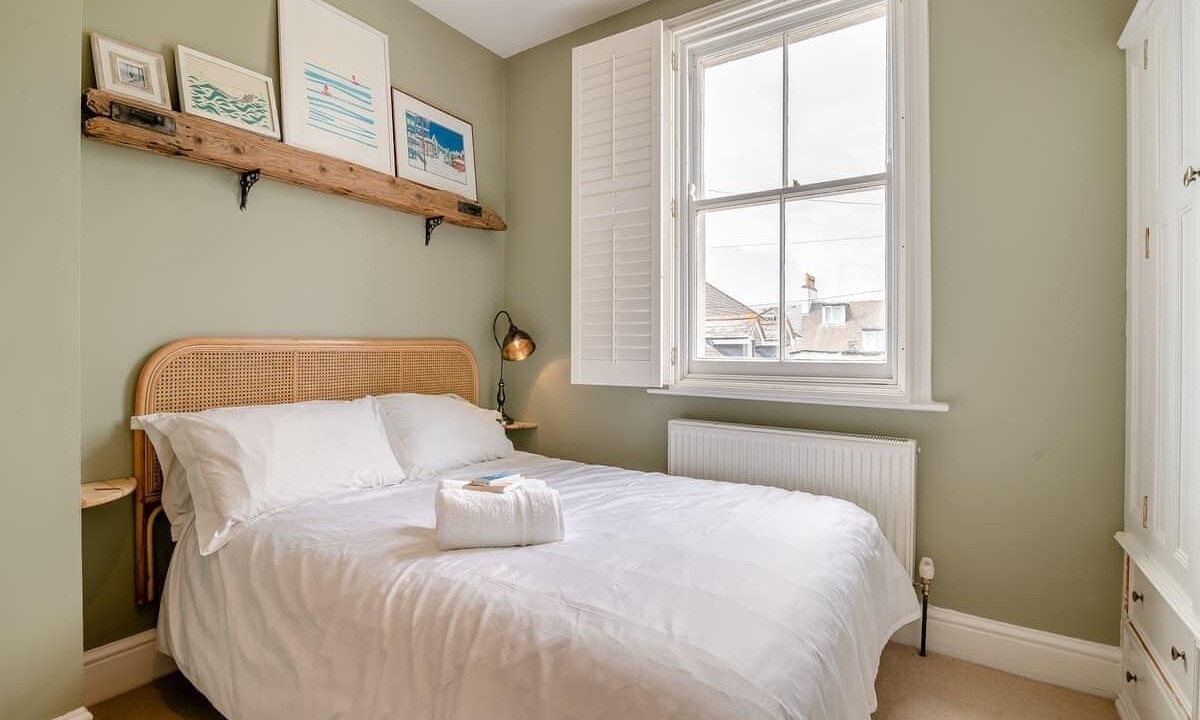 Photo of Bedroom in Clevedon