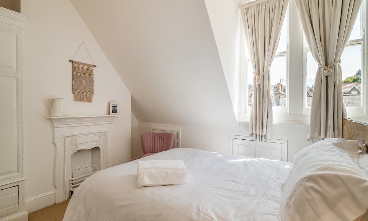 Photo of Bedroom in Clevedon