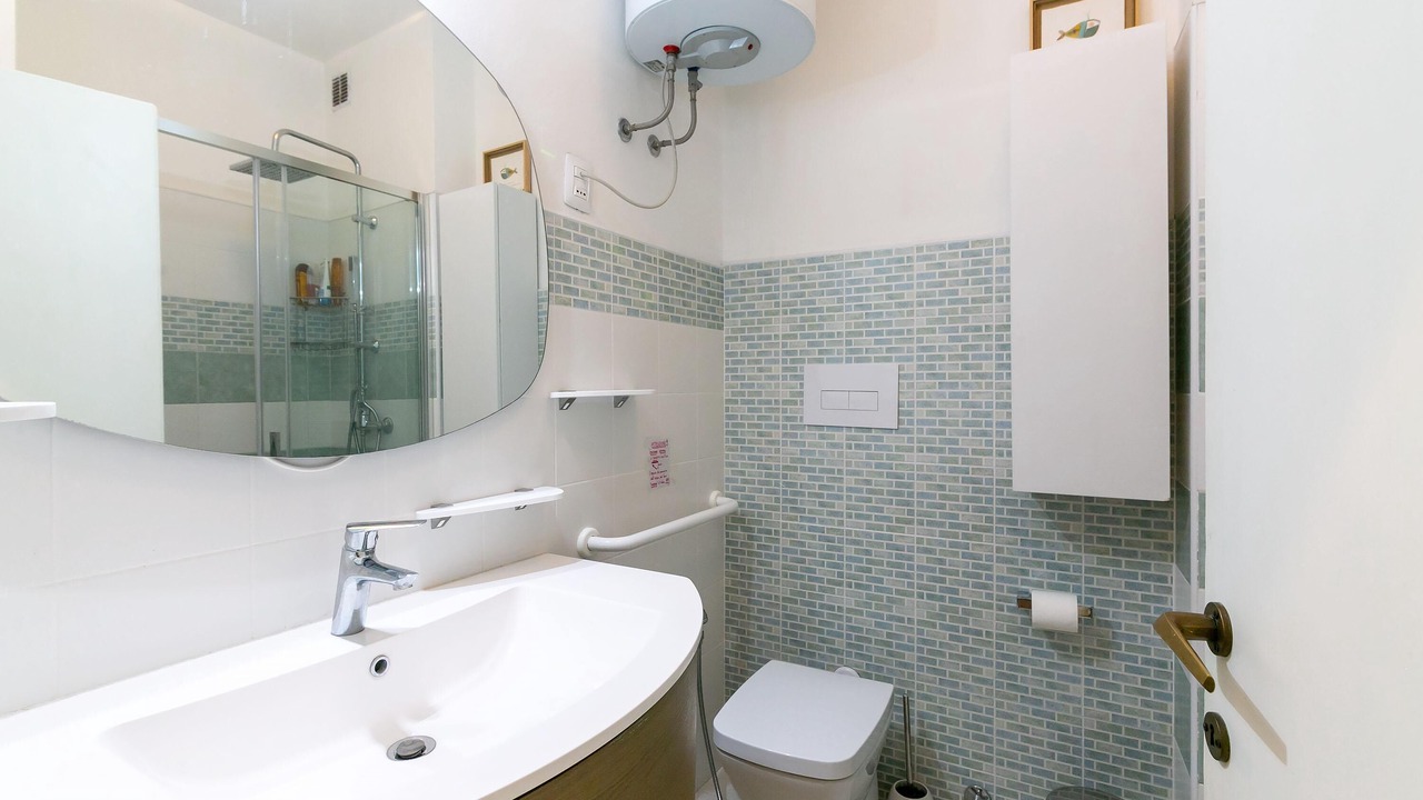 Photo of Bathroom in Faro