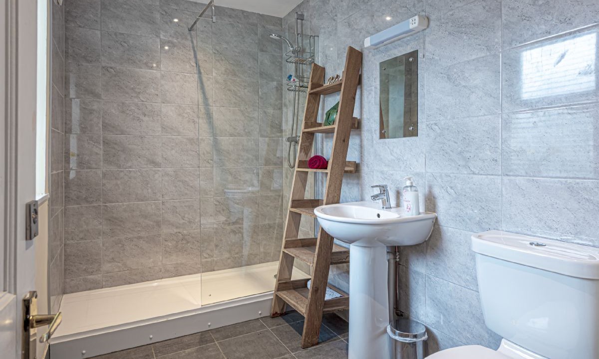 Photo of Bathroom in Rhydwyn