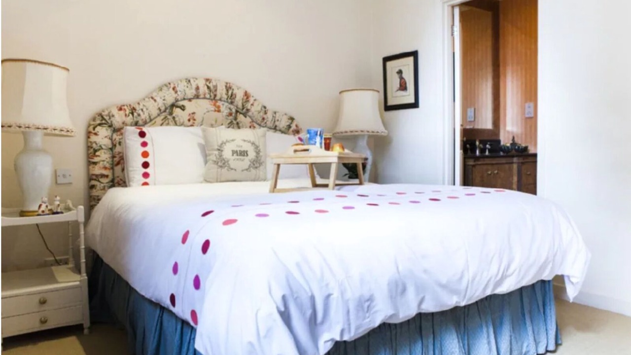 Photo of Bedroom in Brompton & Hans Town