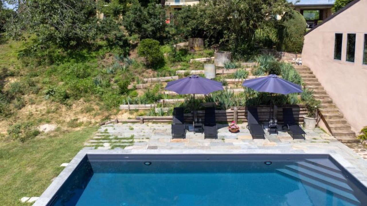 Photo of Outdoor in Vanara