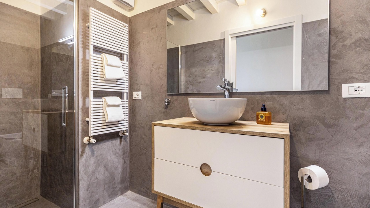 Photo of Bathroom in San Felice del Benaco