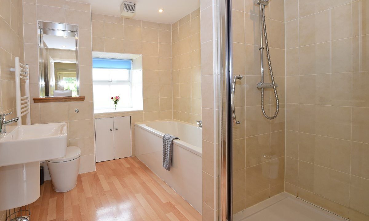 Photo of Bathroom in Ormiston