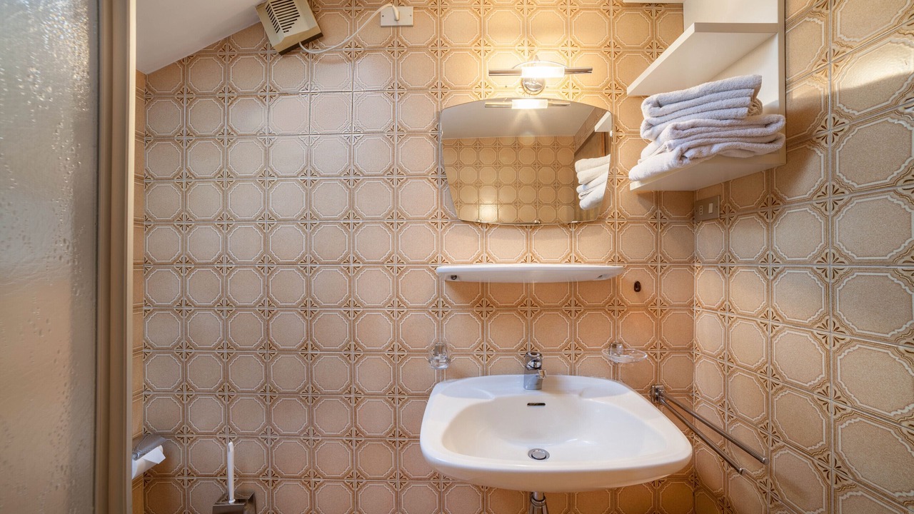 Photo of Bathroom in Curon Venosta