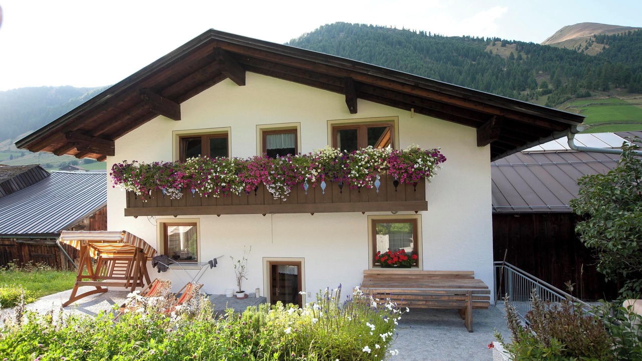 Photo of Patio Balcony in Curon Venosta