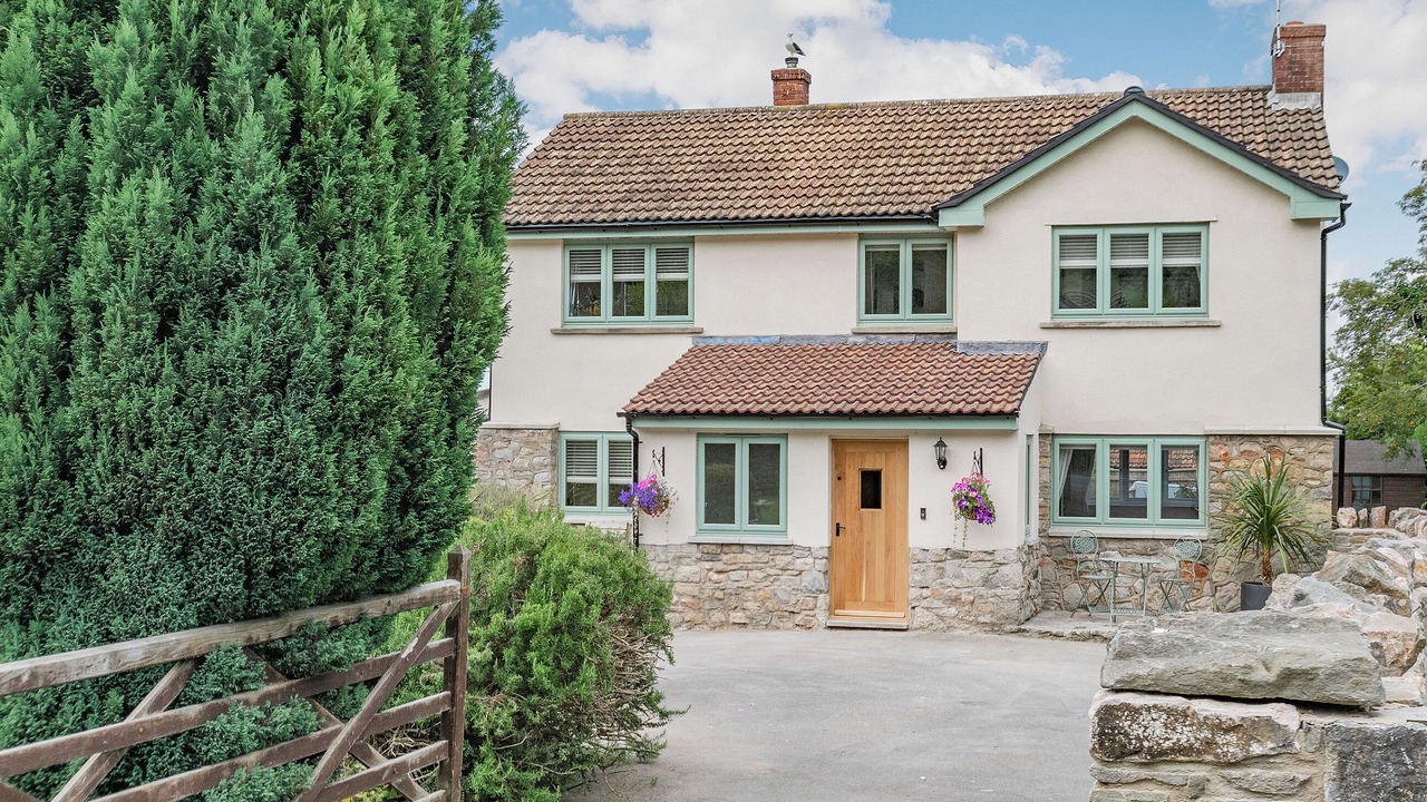 Photo of Outdoor in Banwell