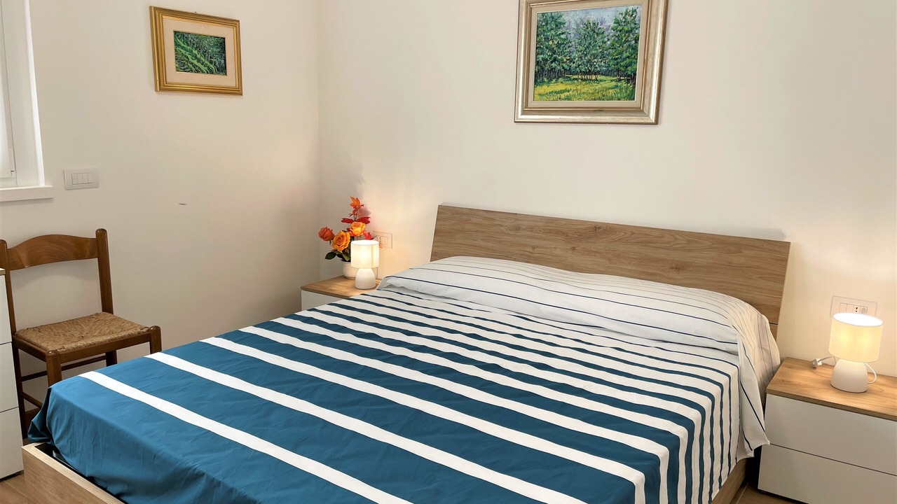 Photo of Bedroom in Intra