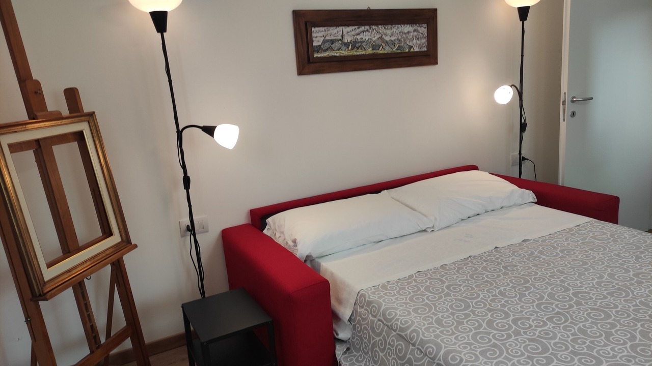 Photo of Bedroom in Intra